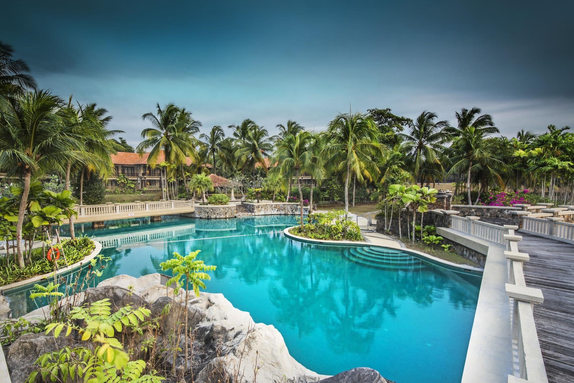 Sebana Cove Resort Pengerang Exterior photo